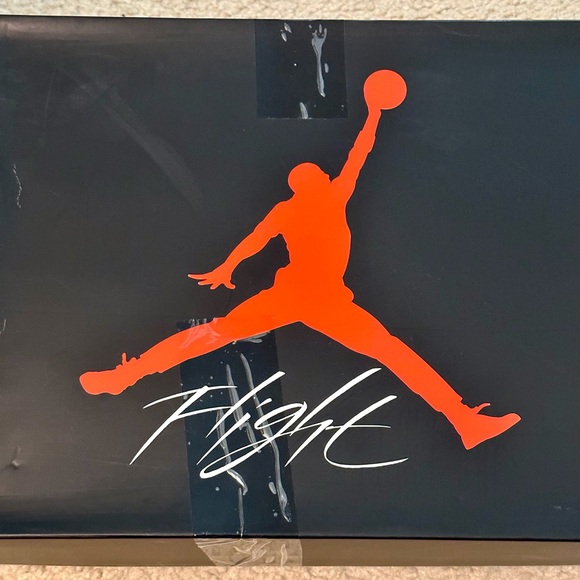 Nike Air Jordan Retro 4’s - Picture 6 of 7